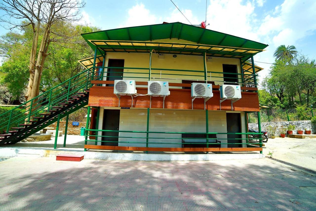 Hotel Samiralok Mount Abu Exterior photo